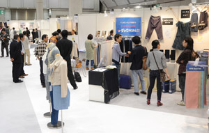 photo_Premium Textile Japan 2012 Spring/Summer テキスタイルビジネス商談会 01